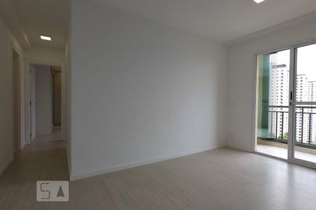 Sala de apartamento para alugar com 2 quartos, 65m² em Chácara Agrindus, Taboão da Serra