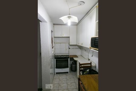 Cozinha Edícula de casa à venda com 3 quartos, 138m² em Jardim Modelo, São Paulo