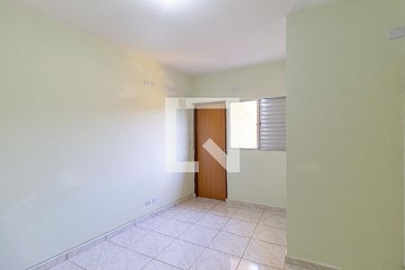 Quarto 1 de casa para alugar com 2 quartos, 74m² em Jardim das Flores, Osasco