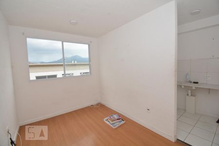 Sala de apartamento à venda com 2 quartos, 45m² em Engenheiro Leal, 