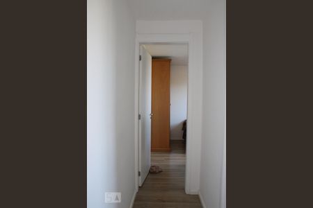 Corredor de apartamento à venda com 2 quartos, 43m² em Mato Grande, Canoas