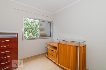 Quarto 2 de apartamento para alugar com 2 quartos, 65m² em Vila Mazzei, São Paulo