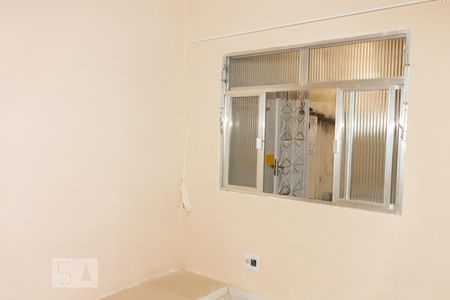 Quarto 1 de casa para alugar com 3 quartos, 80m² em Irajá, Rio de Janeiro