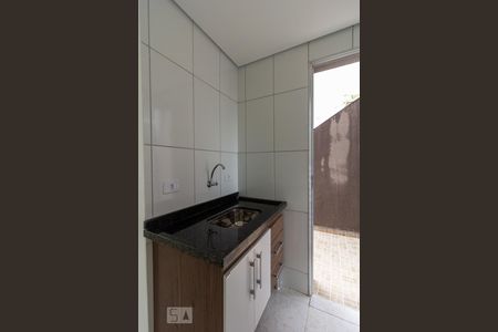 Detalhe cozinha de kitnet/studio para alugar com 1 quarto, 15m² em Jardim Peri Peri, São Paulo
