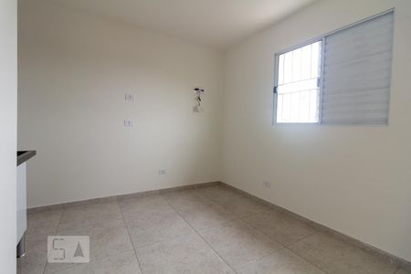 Quarto/cozinha de kitnet/studio para alugar com 1 quarto, 15m² em Jardim Peri Peri, São Paulo