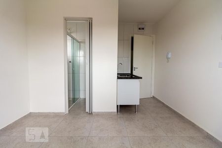 Quarto/cozinha de kitnet/studio para alugar com 1 quarto, 15m² em Jardim Peri Peri, São Paulo