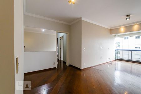 Sala de apartamento para alugar com 3 quartos, 86m² em Vila Gumercindo, São Paulo