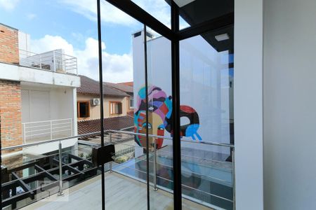 Casa de condomínio à venda com 140m², 3 quartos e 2 vagas Casa de condomínio à venda com 140m², 3 quartos e 2 vagasVaranda do quarto 2