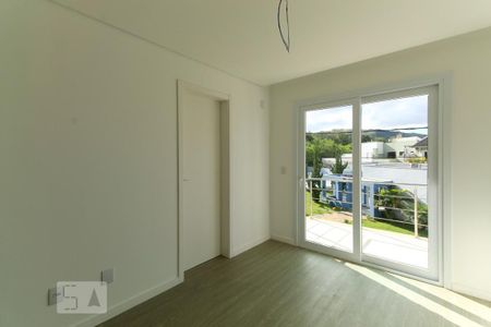 Casa de condomínio à venda com 140m², 3 quartos e 2 vagas Casa de condomínio à venda com 140m², 3 quartos e 2 vagasSuíte