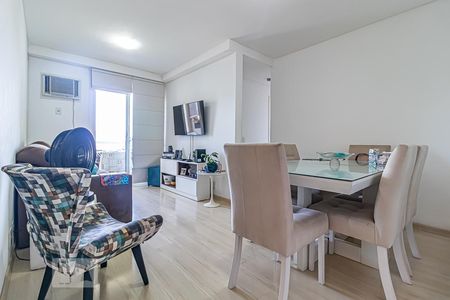 Sala de apartamento para alugar com 2 quartos, 60m² em Pechincha, Rio de Janeiro