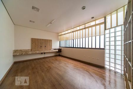 Sala de TV de casa para alugar com 3 quartos, 300m² em Silveira, Santo André