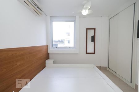 Quarto de kitnet/studio para alugar com 1 quarto, 25m² em Barra Funda, São Paulo