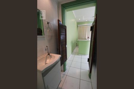 Banheiro 1 (térreo) de casa à venda com 4 quartos, 181m² em Centro, Campinas