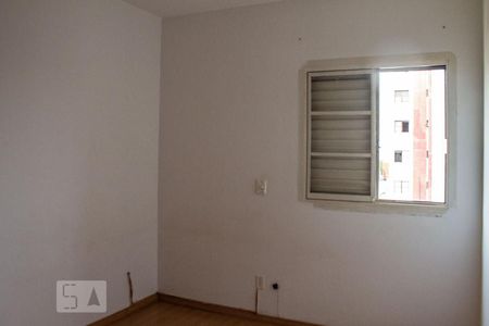 Quarto de apartamento à venda com 3 quartos, 115m² em Bosque, Campinas