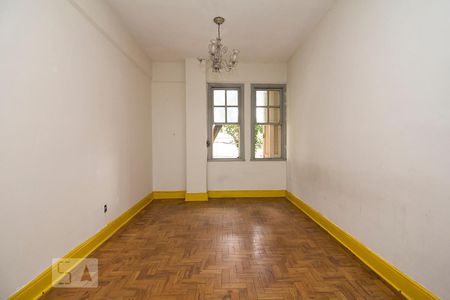 Apartamento à venda com 69m², 1 quarto e 1 vagaSala