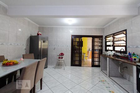 Cozinha de casa à venda com 3 quartos, 180m² em Vila Santa Virginia, São Paulo