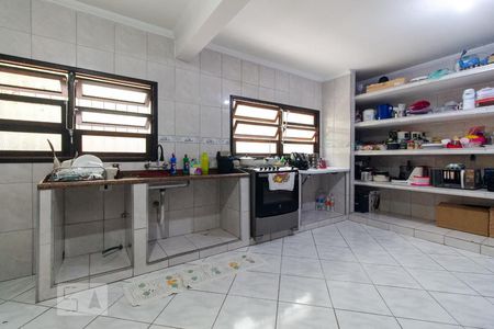 Cozinha de casa à venda com 3 quartos, 180m² em Vila Santa Virginia, São Paulo