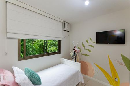 Quarto 1 de apartamento para alugar com 2 quartos, 60m² em Badu, Niterói