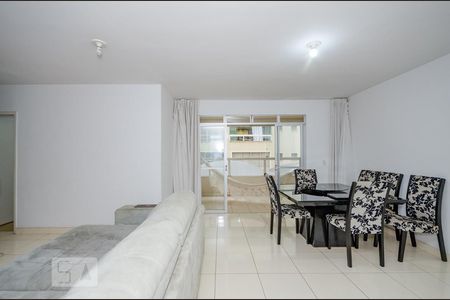 Sala de apartamento para alugar com 4 quartos, 146m² em Buritis, Belo Horizonte