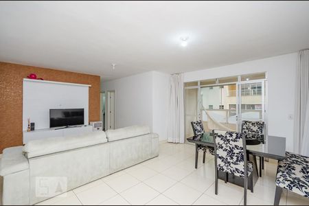 Sala de apartamento para alugar com 4 quartos, 146m² em Buritis, Belo Horizonte