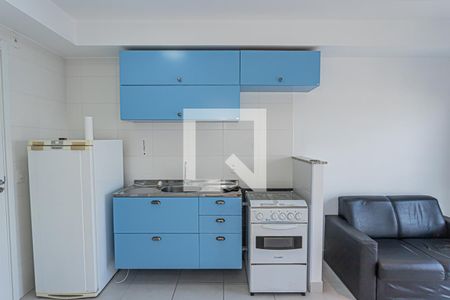 Sala, cozinha e área de serviço de apartamento para alugar com 1 quarto, 29m² em Casa Verde, São Paulo