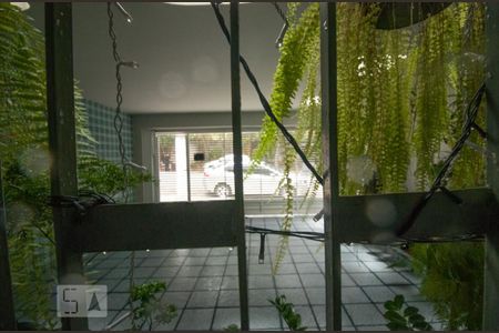 Vista de casa à venda com 3 quartos, 181m² em Planalto Paulista, São Paulo