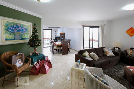 Sala de apartamento à venda com 3 quartos, 150m² em Vila Nova Conceição, São Paulo