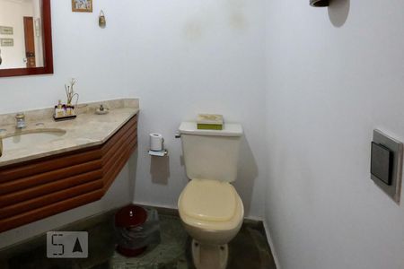 Lavabo de apartamento à venda com 3 quartos, 150m² em Vila Nova Conceição, São Paulo