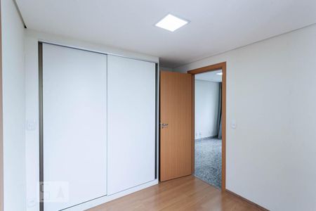 Quarto 1 de apartamento para alugar com 1 quarto, 32m² em Savassi, Belo Horizonte