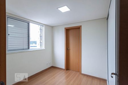 Suíte  de apartamento à venda com 1 quarto, 32m² em Savassi, Belo Horizonte