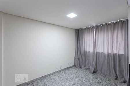 Sala  de apartamento para alugar com 1 quarto, 32m² em Savassi, Belo Horizonte