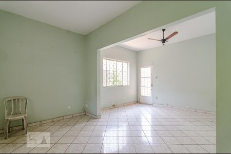 Sala de casa para alugar com 3 quartos, 150m² em Sumaré, São Paulo