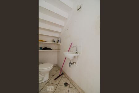 Lavabo de casa para alugar com 3 quartos, 150m² em Sumaré, São Paulo