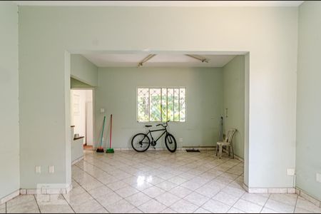 Sala de casa para alugar com 3 quartos, 150m² em Sumaré, São Paulo