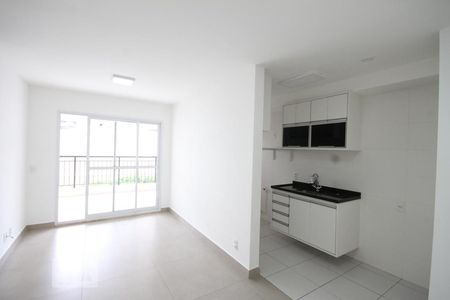 Apartamento à venda com 70m², 2 quartos e 1 vagaSala