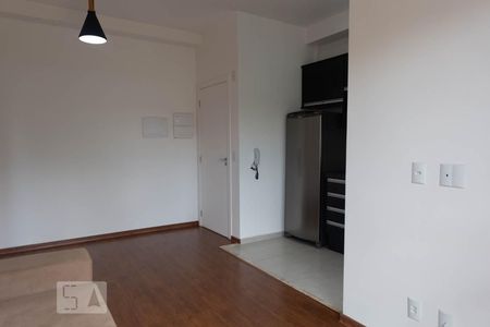 Sala de apartamento para alugar com 1 quarto, 38m² em Granja Viana, Cotia