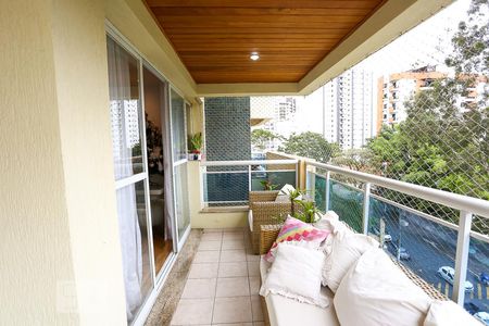 Varanda da Sala de apartamento à venda com 2 quartos, 117m² em Vila Suzana, São Paulo