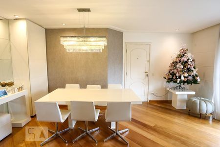 Sala de apartamento à venda com 2 quartos, 117m² em Vila Suzana, São Paulo