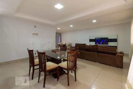 Sala De Visita de casa para alugar com 4 quartos, 298m² em Residencial Porto Seguro, Goiânia