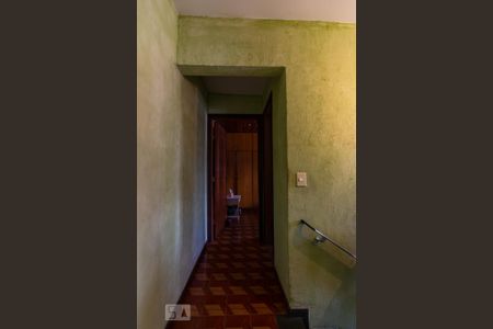 Casa à venda com 125m², 4 quartos e 1 vaga Casa à venda com 125m², 4 quartos e 1 vagaCorredor