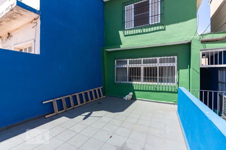 varanda de casa à venda com 4 quartos, 125m² em Bussocaba, Osasco