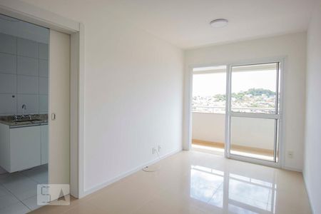 Sala  de apartamento à venda com 2 quartos, 67m² em Jardim Carvalho, Porto Alegre