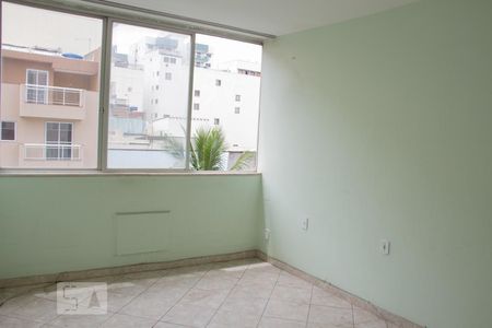 Sala de apartamento para alugar com 2 quartos, 67m² em Todos Os Santos, Rio de Janeiro