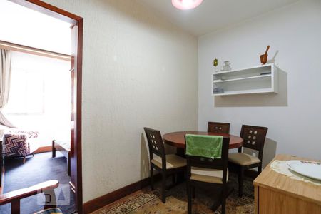 Sala de apartamento para alugar com 1 quarto, 40m² em Higienópolis, São Paulo