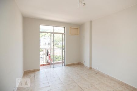 Sala de apartamento à venda com 1 quarto, 70m² em Riachuelo, Rio de Janeiro