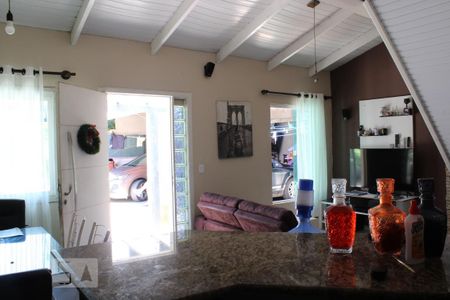 sala de casa à venda com 3 quartos, 350m² em Rio Branco, Canoas