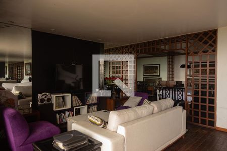 Sala de Estar de apartamento à venda com 3 quartos, 220m² em Flamengo, Rio de Janeiro