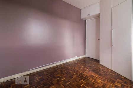 Dormitório de apartamento à venda com 1 quarto, 39m² em Camaquã, Porto Alegre