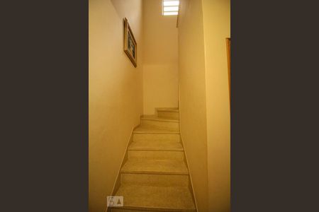 Escada de casa à venda com 3 quartos, 156m² em Jardim Felicidade (zona Oeste), São Paulo