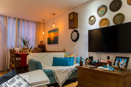 Apartamento para alugar com 70m², 2 quartos e 1 vagaSala de estar